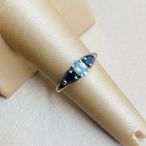 EUC Sterling Silver Ice Aquamarine & London-Blue Topaz Ring